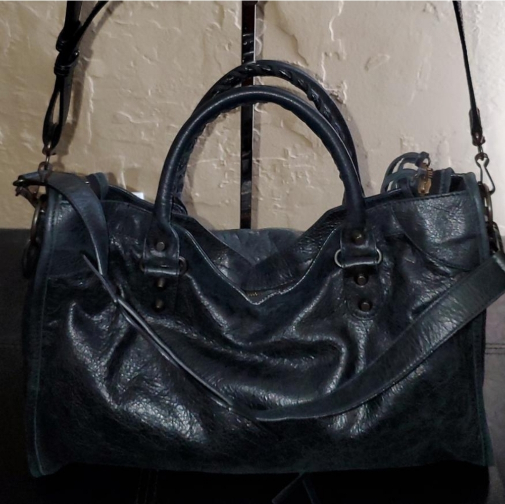 Balenciaga City 2 way bag, Firm Price - Picture 3 of 12
